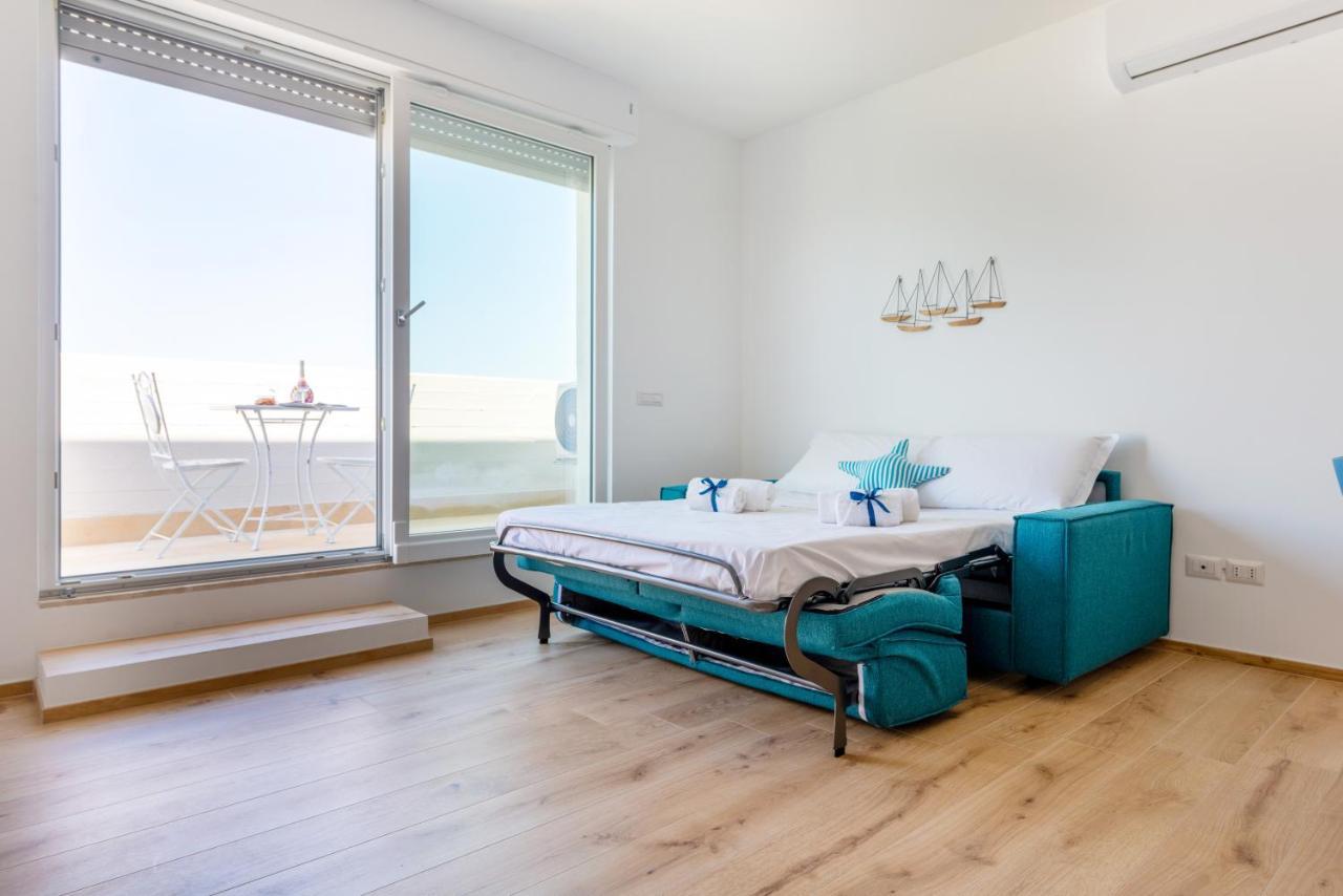 Waterfront Apartment With Seaview Balcony Bari Dış mekan fotoğraf